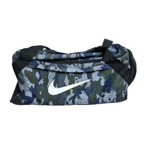 Nike Gym Duffle Bag Shoulder Strap Swoosh Camo Carry On Travel Overnight